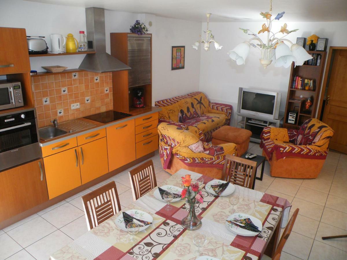 סאגון Villa Liamone מראה חיצוני תמונה