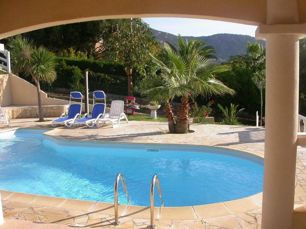 סאגון Villa Liamone מראה חיצוני תמונה